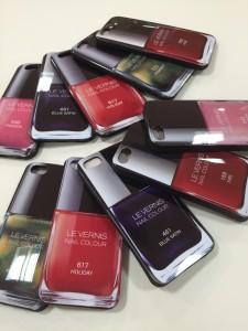 【 ネイル型ケース入荷しました】 スマートクリアすすきのラフィラ本店iPhone/iPad修理専門店Proブログ2015/08/01