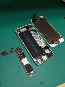 iPhone修理＜水没復旧＞スマートクリアすすきのラフィラ本店iPhone/iPad修理専門店Proブログ2015/11/19