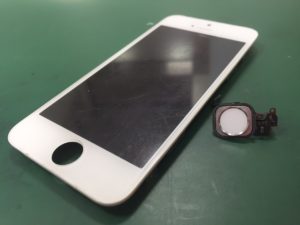 札幌市中央区より『ホームボタンが使えない・・・』スマートクリアすすきのラフィラ本店iPhone/iPad修理専門店Proブログ2017/04/15
