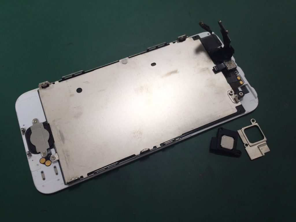 iPhone5イヤースピーカー交換.0418