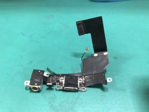 札幌市中央区 「充電ができない」スマートクリアすすきのラフィラ本店iPhone/iPad修理専門店Proブログ2017/05/17