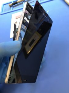 XPERIAのパネル交換も、スマートクリアMEGAドン・キホーテ札幌篠路店へ！