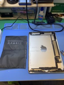 江別市でiPadのバッテリー交換ならイオンタウン江別1階のスマートクリア江別店へ