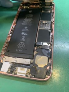 札幌市厚別区でiPhoneの水没復旧ならスマートクリアカテプリ新札幌店へ