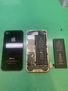 iPhoneのバッテリー交換なら江別市のスマートクリア　イオンタウン江別店へ
