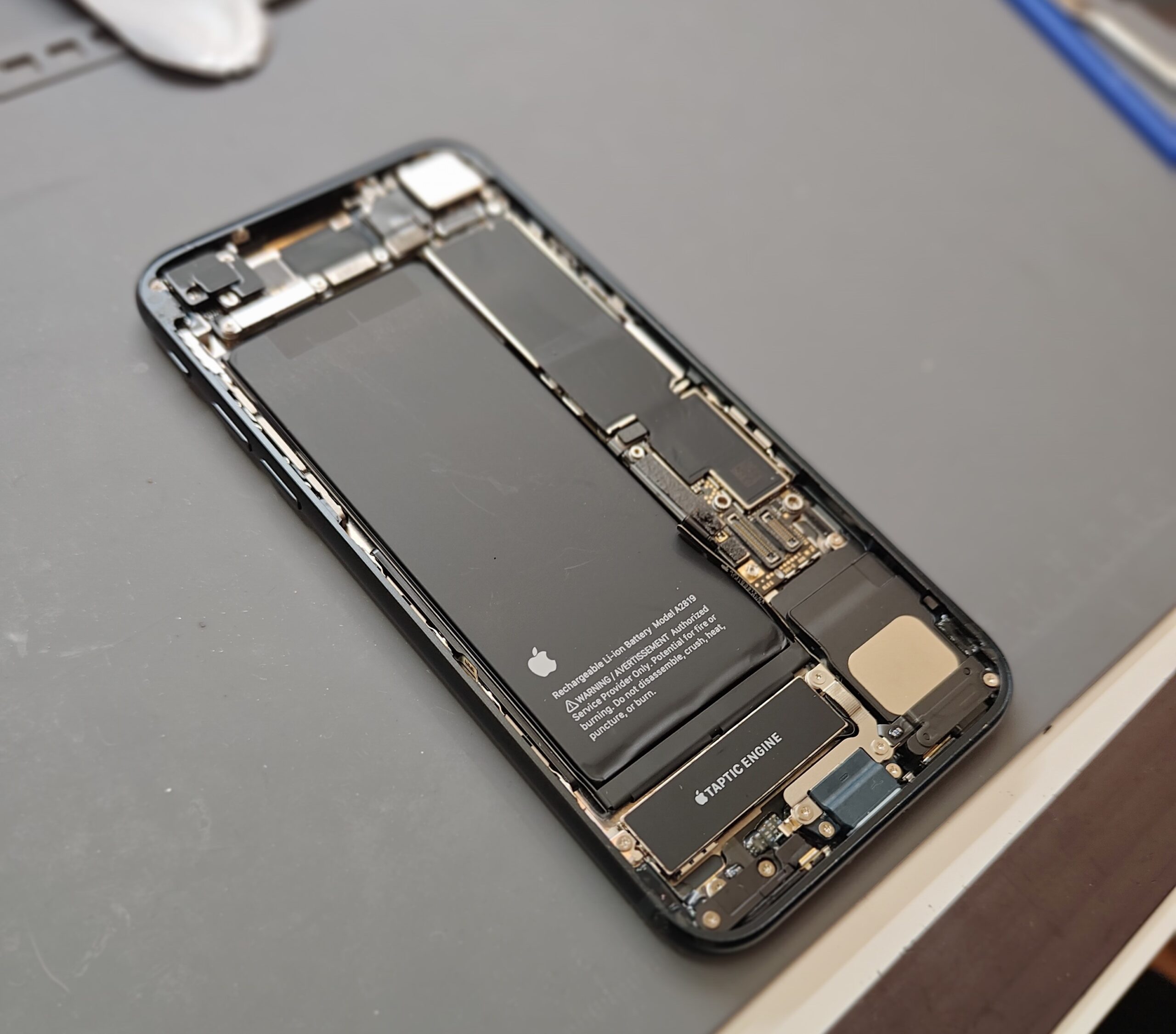 iPhoneバッテリー交換