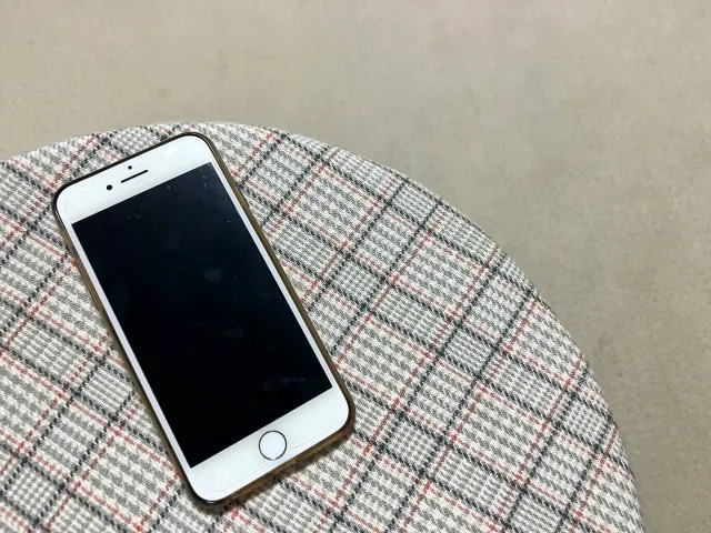 iPhone8画像