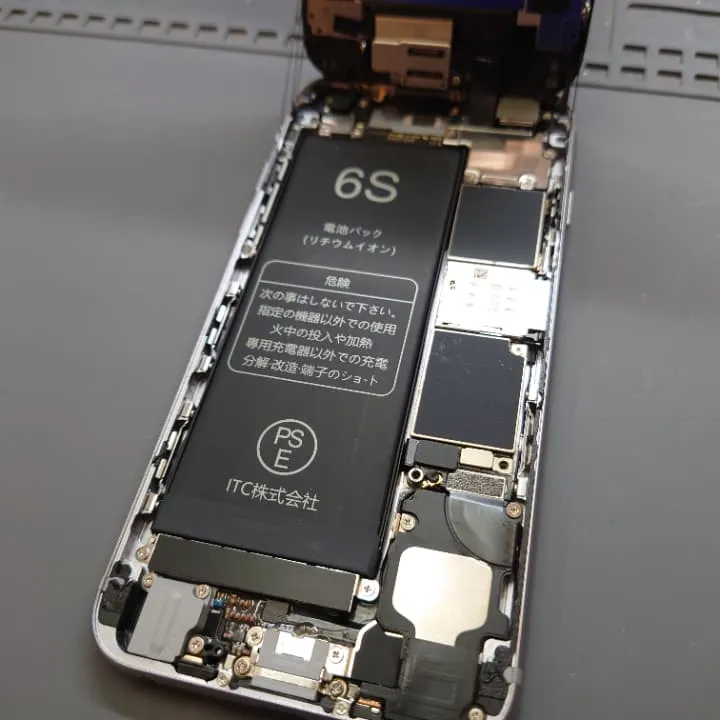 iPhone6s バッテリー交換