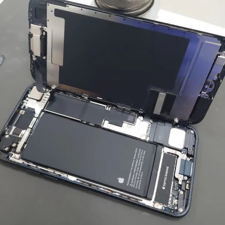 iphoneSE3 バッテリー交換