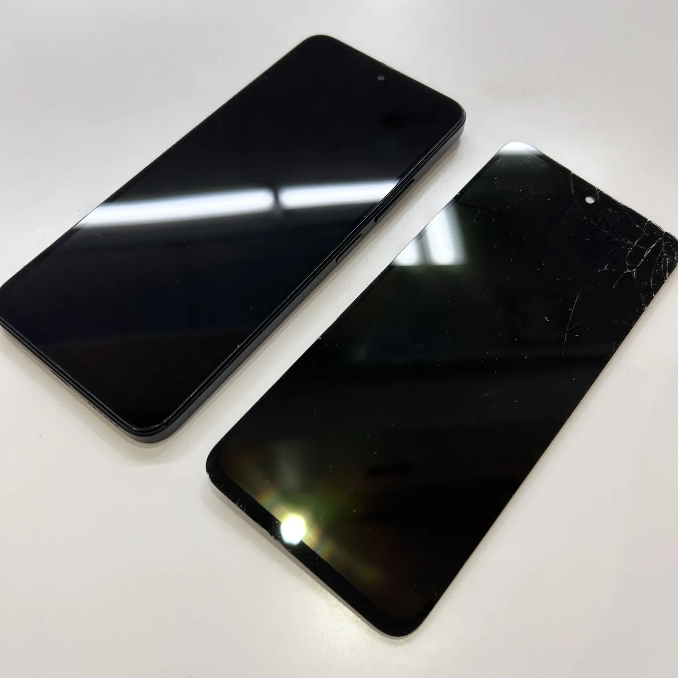 Xiaomi Redmi 12 5Gの液晶修理
