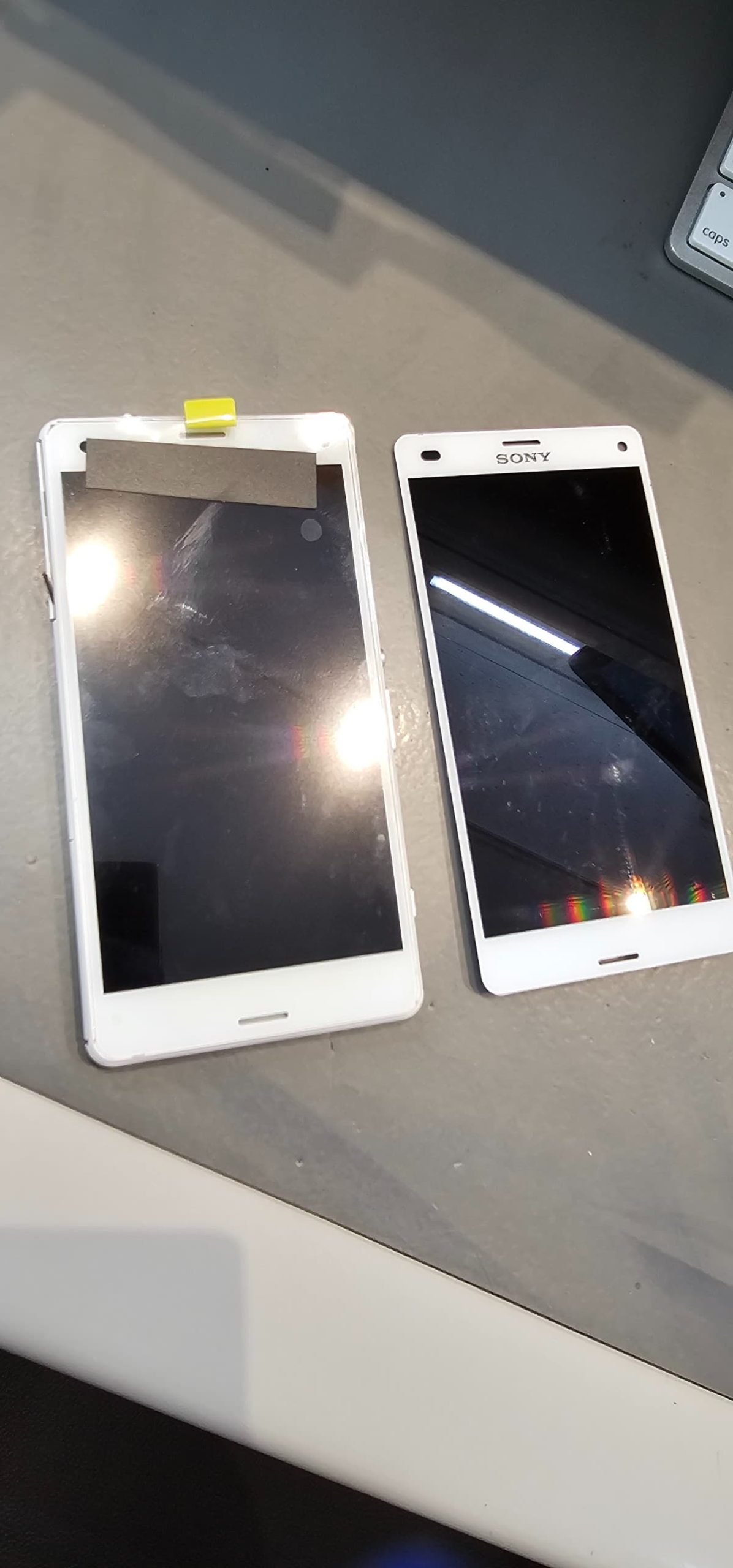 Xperia A4　液晶交換