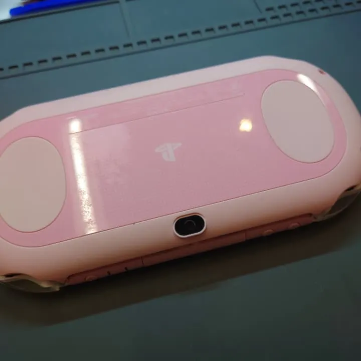 PS Vita アナログスティック修理