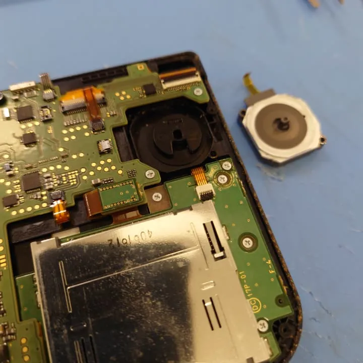 3dsLLのスライドパッド交換