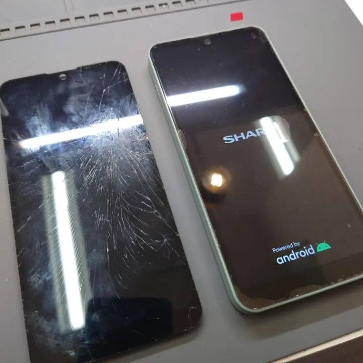 AQUOS wishの画面割れ修理