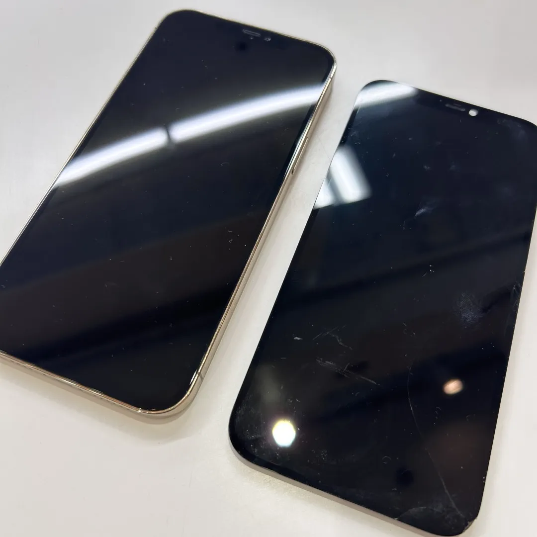 iPhone12ProMaxの液晶画面交換