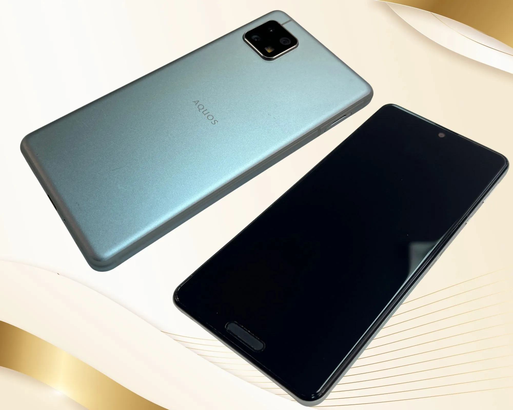 AQUOS sense4の本体背面とフロントパネルのイメージ画像｜札幌市西区スマートクリア琴似駅前店での液晶交換修理事例ブログ用