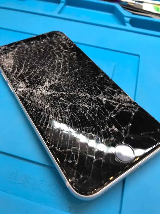 iPhone画面修理