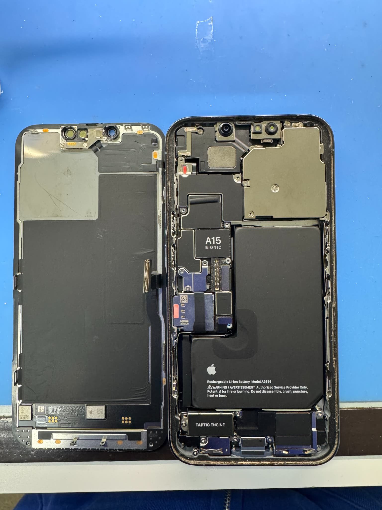 iPhoneの内部