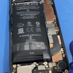 夏のせい⁉︎スマホのバッテリー膨張の原因と対策｜交換は即日修理可能