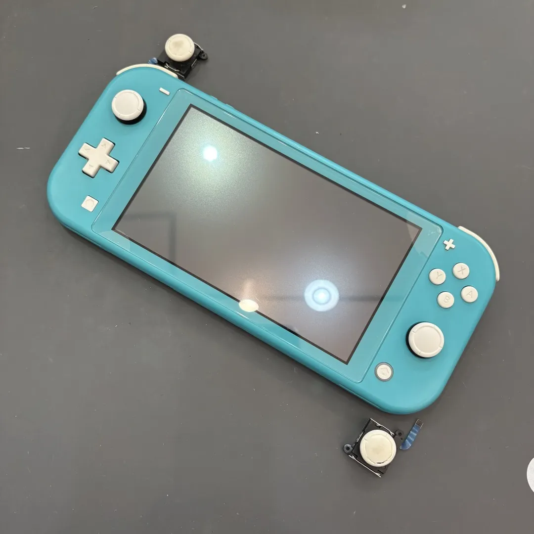 Switch Liteのスティック交換