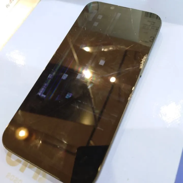 【スマートクリア】iPhone14の画面が映らない時も即日修理！札幌桑園で安心対応【イオン桑園店】