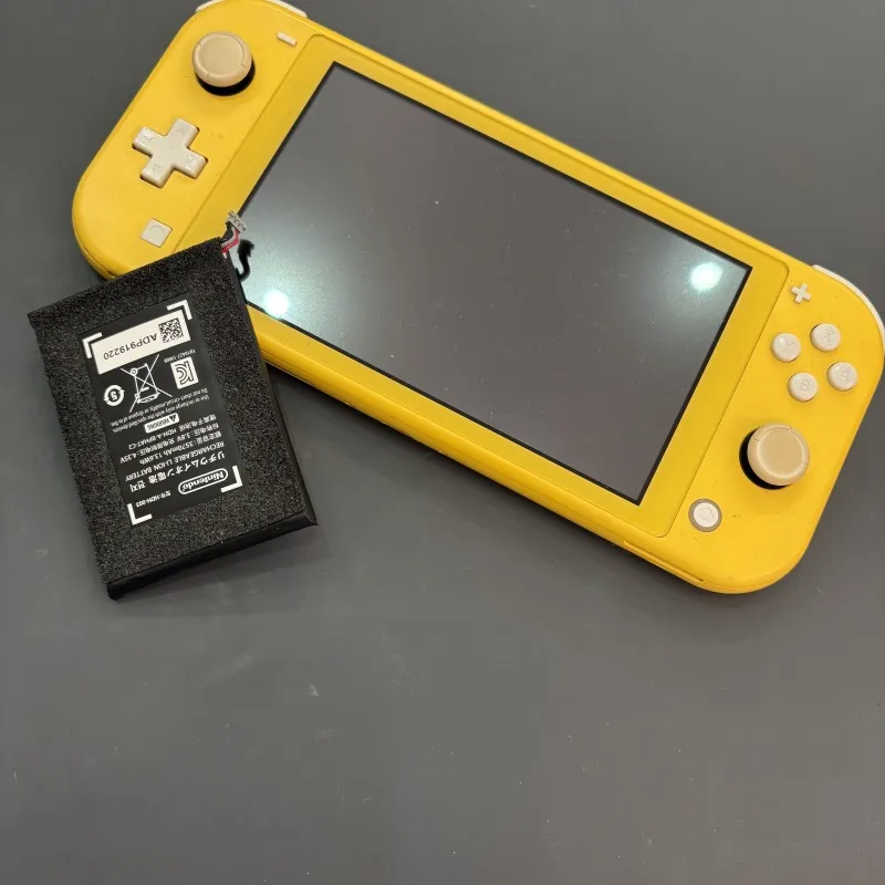 SwitchLiteのバッテリー・液晶交換