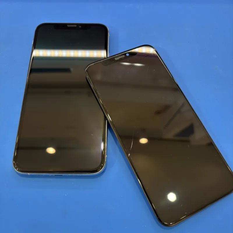 iPhoneXSの画面割れ📱即日修理ならスマートクリアへ！