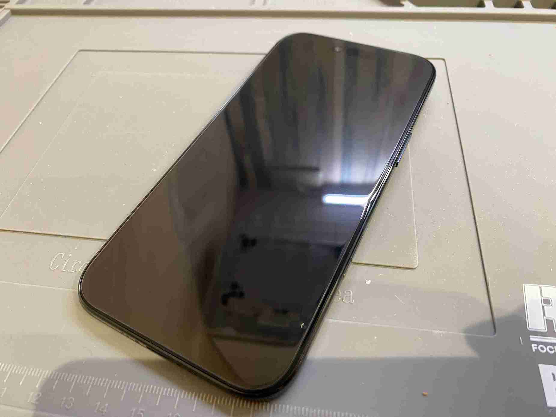 iPhone Air フィルム 貼付代行
