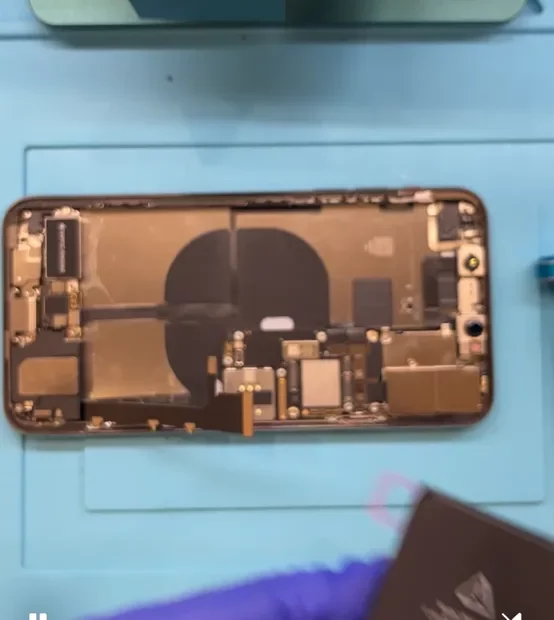 iPhone11ProMax バッテリー交換
