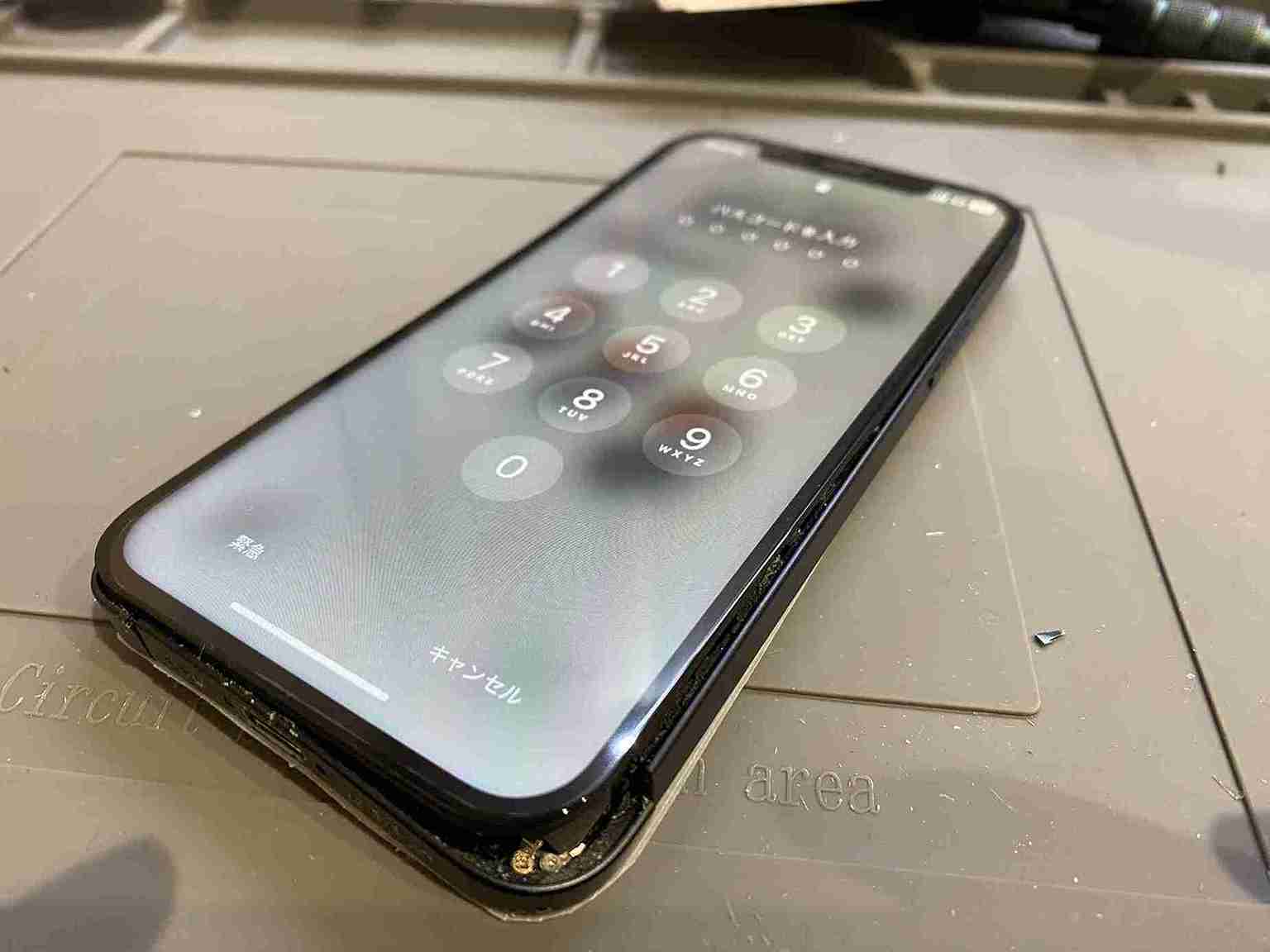 iPhone12 大破品 画面修理後