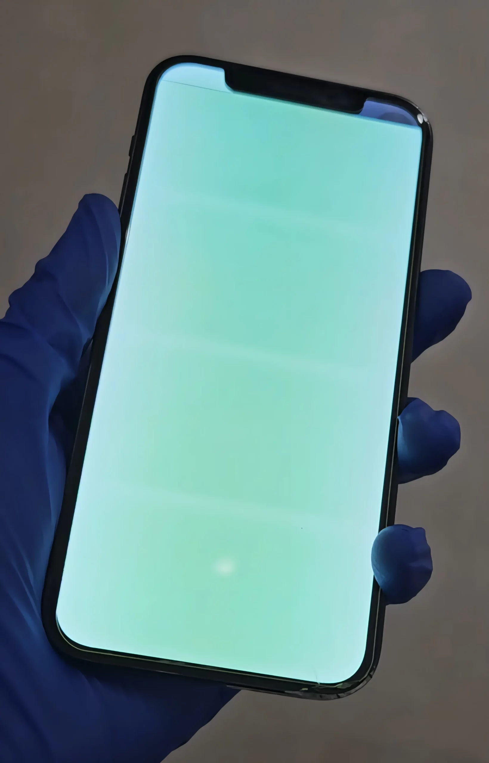 iPhone 13 の画面割れ・液晶不良も即日修理OK！【札幌すすきの スマートクリア ココノススキノ店】