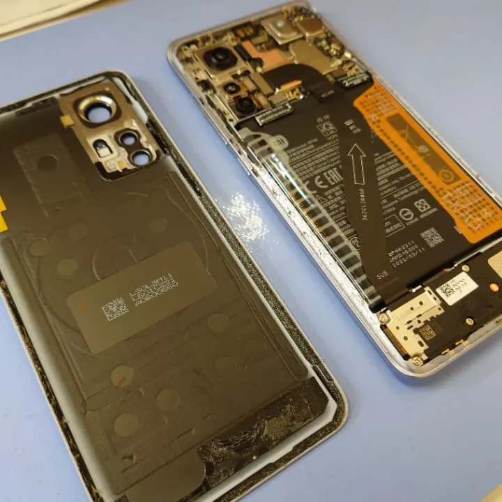 Xiaomi スマホバッテリー交換