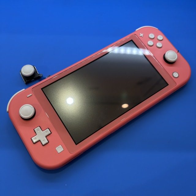 【Switch Lite修理】スティック交換を即日対応！2時間で快適プレイに復活！