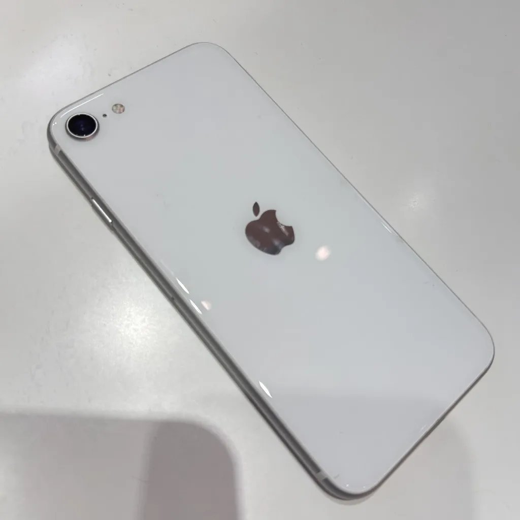 iPhone水没した！大切なデータを救うには丁寧な洗浄を！