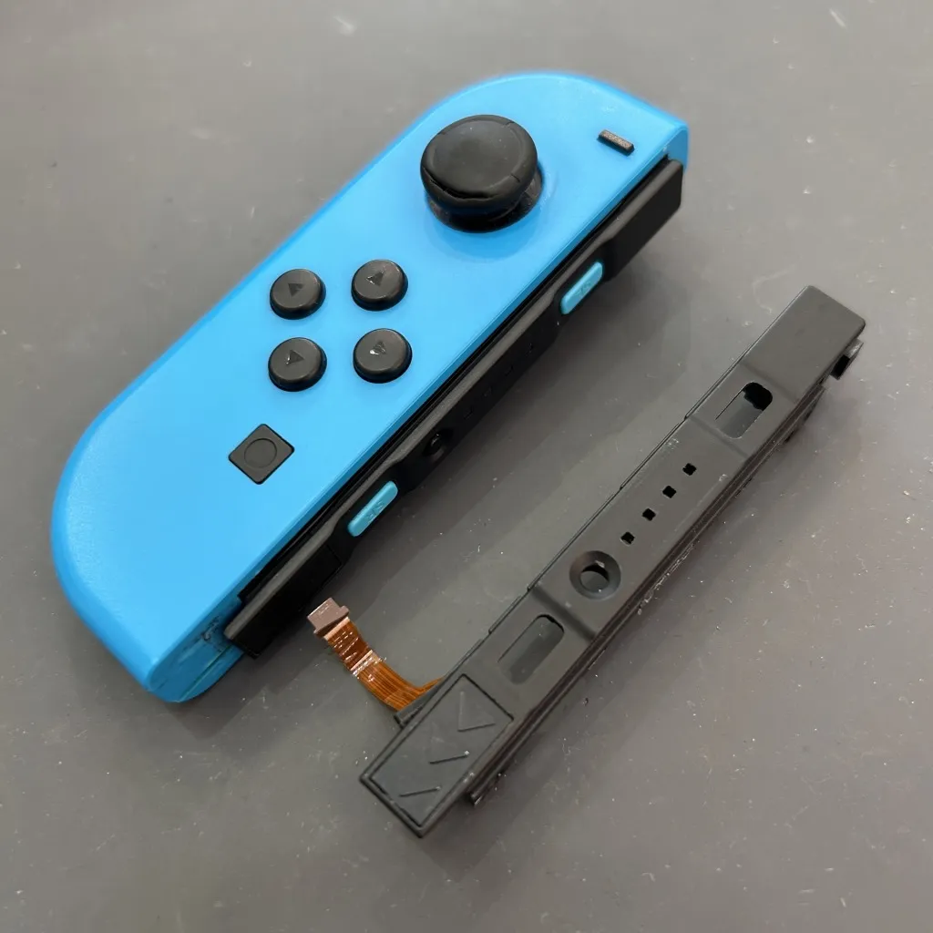 Joy-Conレール交換で快適操作へ！