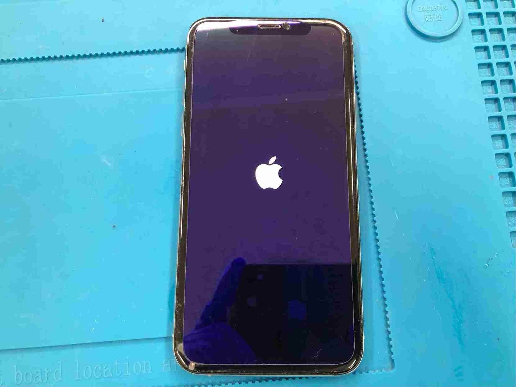 リンゴループになったiPhone