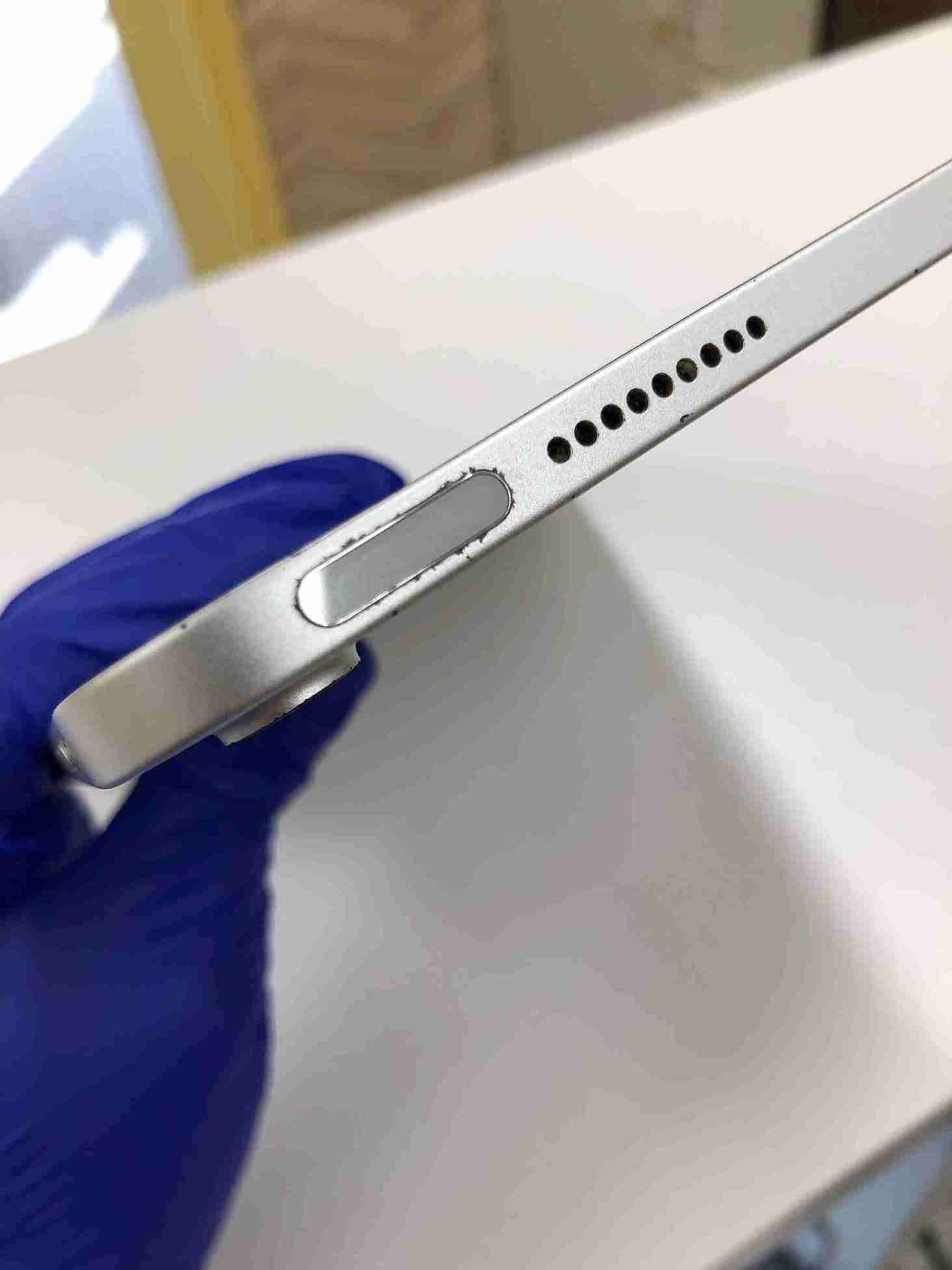 ボタン故障のipad10