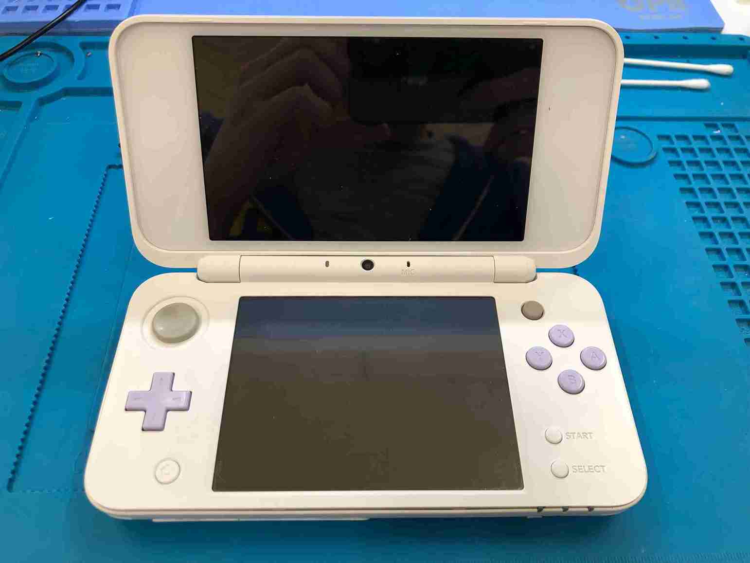 バッテリー交換依頼の2DS LL