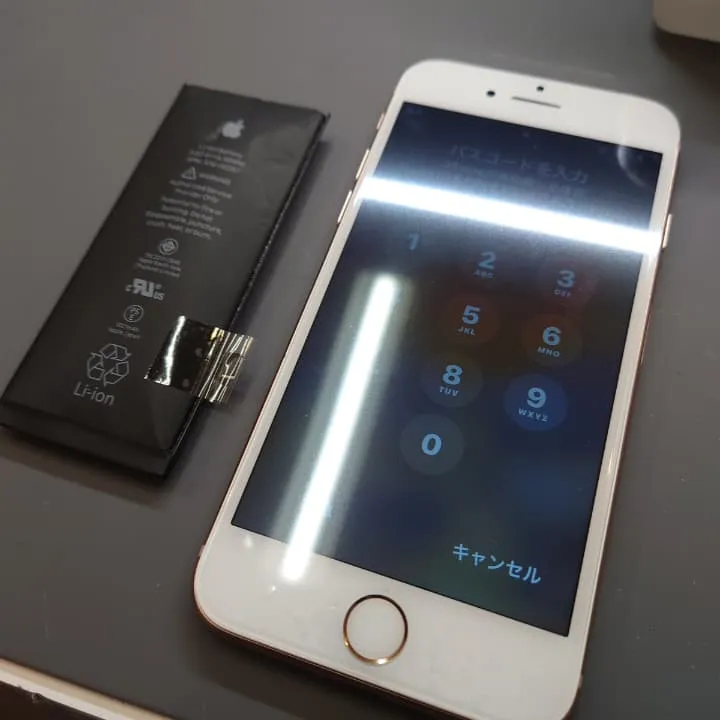 iPhone8のバッテリー交換