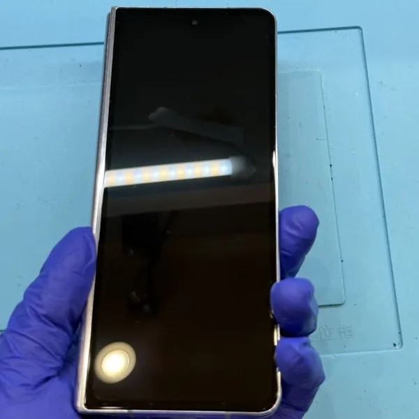 【スマートクリア札幌アピア店】スマホの画面、寒くなると割れやすくなる？ビフォーアフターで効果をチェック！