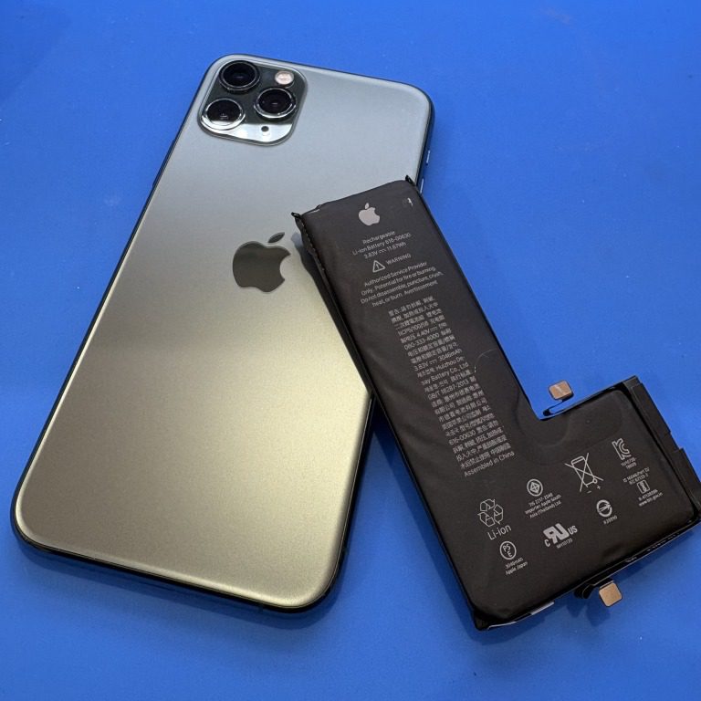iPhone11Proのバッテリー交換｜膨張・起動不良も即日復旧！