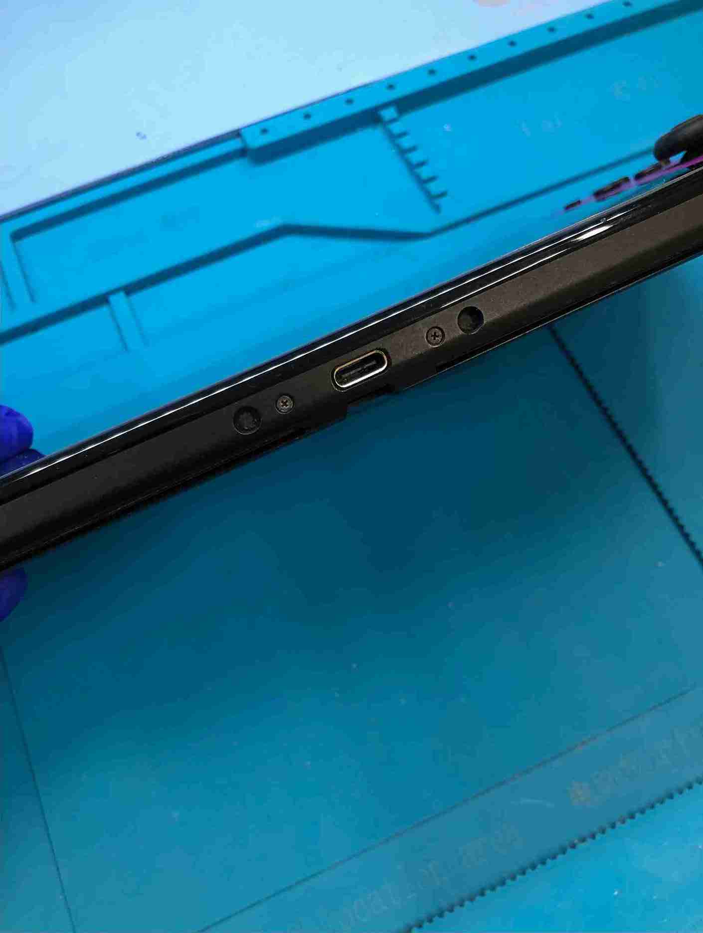 充電口トラブル