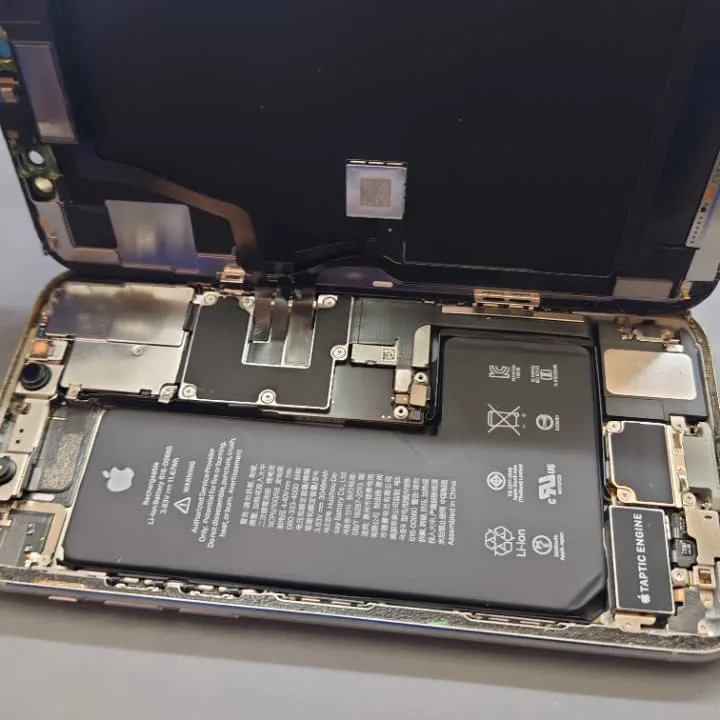 iPhone 11 Pro バッテリー交換