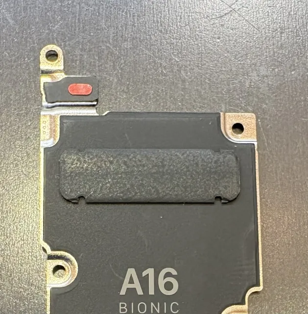 iPhone14Proの水没シールの反応