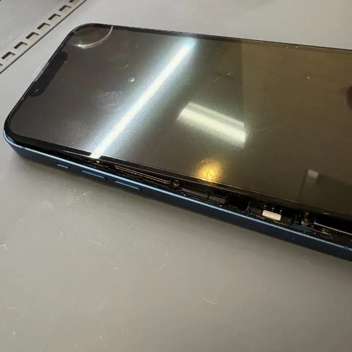 iPhone13画面・バッテリー交換