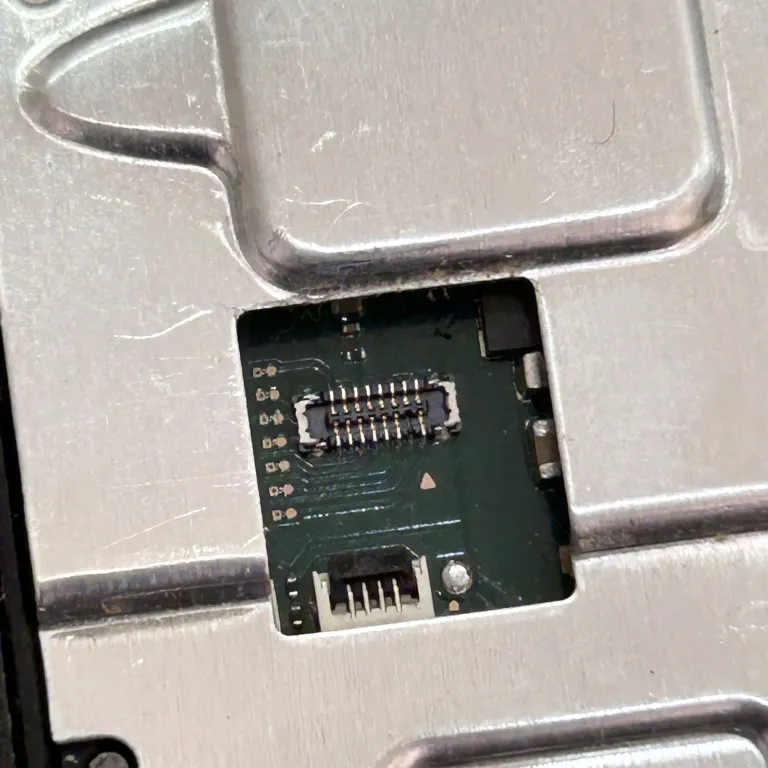 Switch 基盤のピン俺によるSDカード読み込み不良