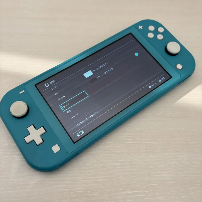 Switch Liteの液晶交換修理