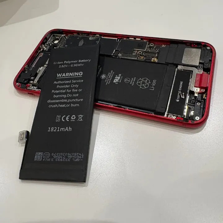 iPhoneSE2の電池、もう限界？即日OKなバッテリー交換｜スマートクリア