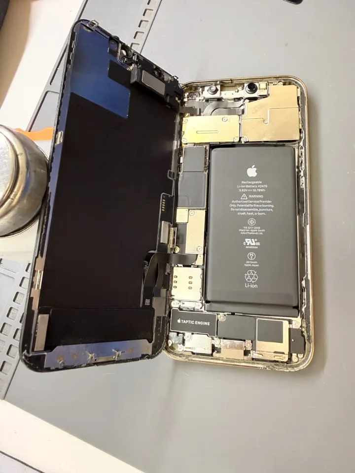 iPhone12 Proバッテリー交換修理