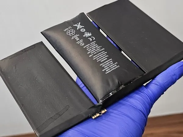 【iPad3のバッテリー膨張にご注意を！】スマートクリア ドン・キホーテ小樽店が教える安全対策と修理のご案内